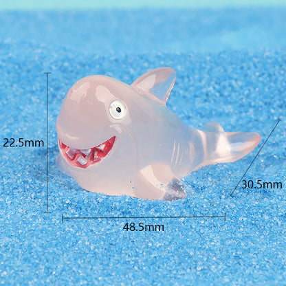 Z.【 Lydia  】Luminous  shark carving    (arrive about 7-12 days)