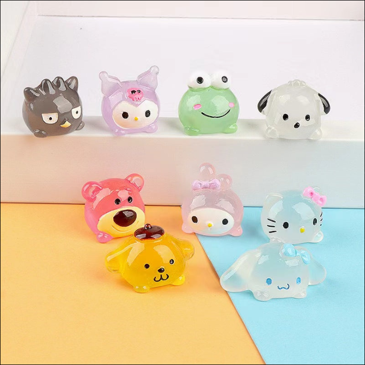 【 Doris】Luminous various Sanrio collection 10 colours card Lucky bags  (arrive about 7-12 days)
