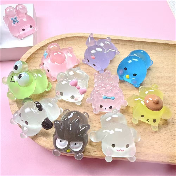 【 Doris】Luminous various Sanrio collection 10 colours card Lucky bags  (arrive about 7-12 days)