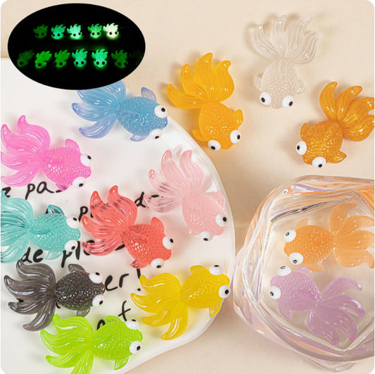 C6. 【 Mia】Luminous goldfish carving  Lucky bags   (arrive about 7-12 days)